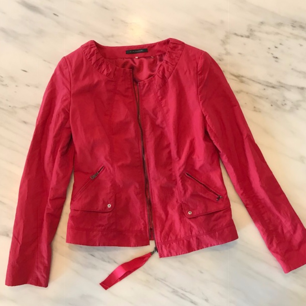 Elie Tahari Jacket